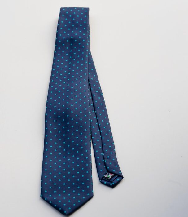 Cravatta Old England Uomo 100% Seta Blu Navy con Micro Pois azzurri